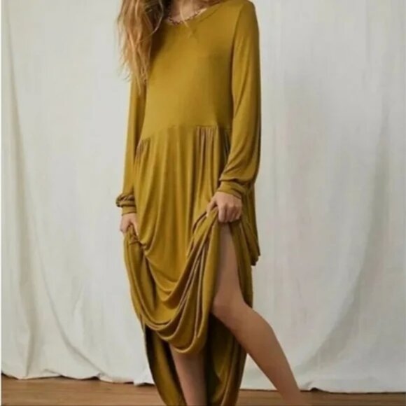 NWOT GRAY Free People Beach Cameron Long Sleeve Maxi Dress size- EXTRA SMALL - Picture 1 of 4